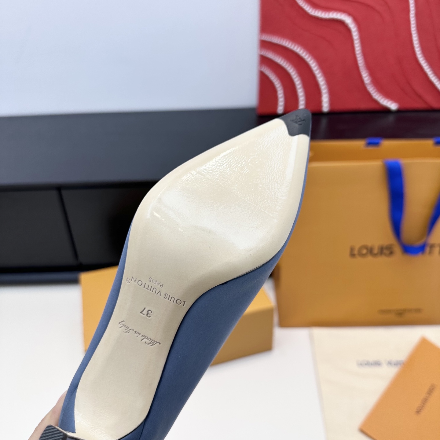 Women's high heels